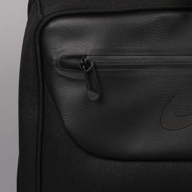  черный чемодан Nike Departure Roller 63L BA5926-010 - цена, описание, фото 7
